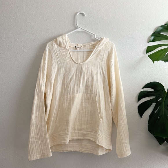 Lotus & Luna Cream Baja Pullover - NWOT - Picture 1 of 8